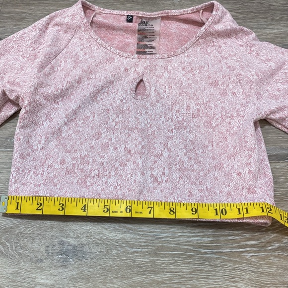 Pink Gymshark Cropped Keyhole Workout LongSleeve Top Small - Picture 3 of 9